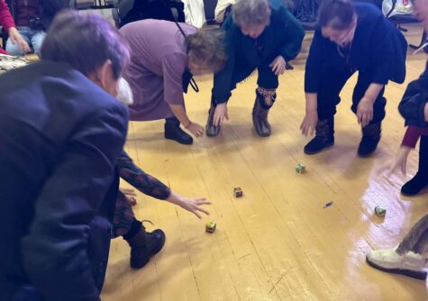 Новогодний драйв в стиле 90-х годов